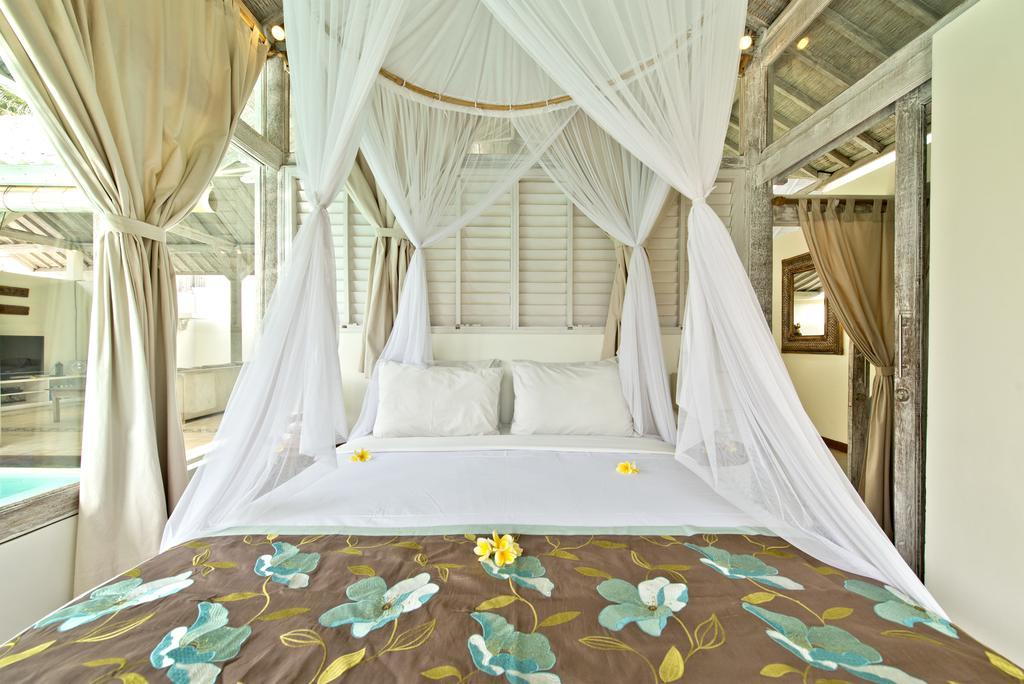 Villa Laksmana Hideaway 2 - Surrounded By Water- 2Bd Villa With Fantastic Pool! Семиньяк Экстерьер фото