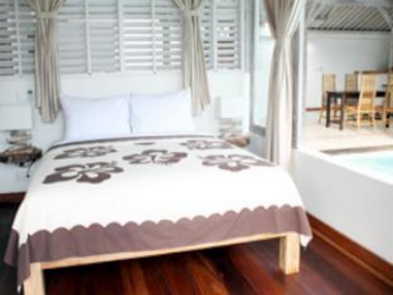 Villa Laksmana Hideaway 2 - Surrounded By Water- 2Bd Villa With Fantastic Pool! Семиньяк Экстерьер фото