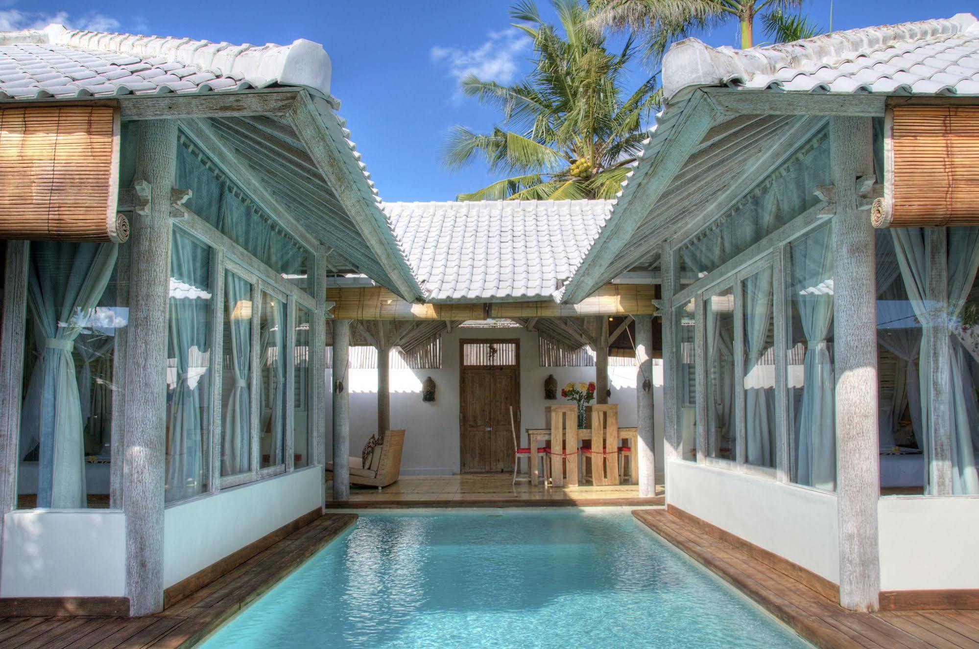 Villa Laksmana Hideaway 2 - Surrounded By Water- 2Bd Villa With Fantastic Pool! Семиньяк Экстерьер фото