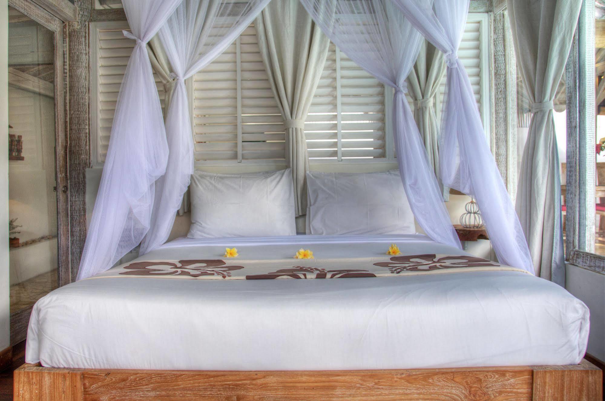Villa Laksmana Hideaway 2 - Surrounded By Water- 2Bd Villa With Fantastic Pool! Семиньяк Экстерьер фото