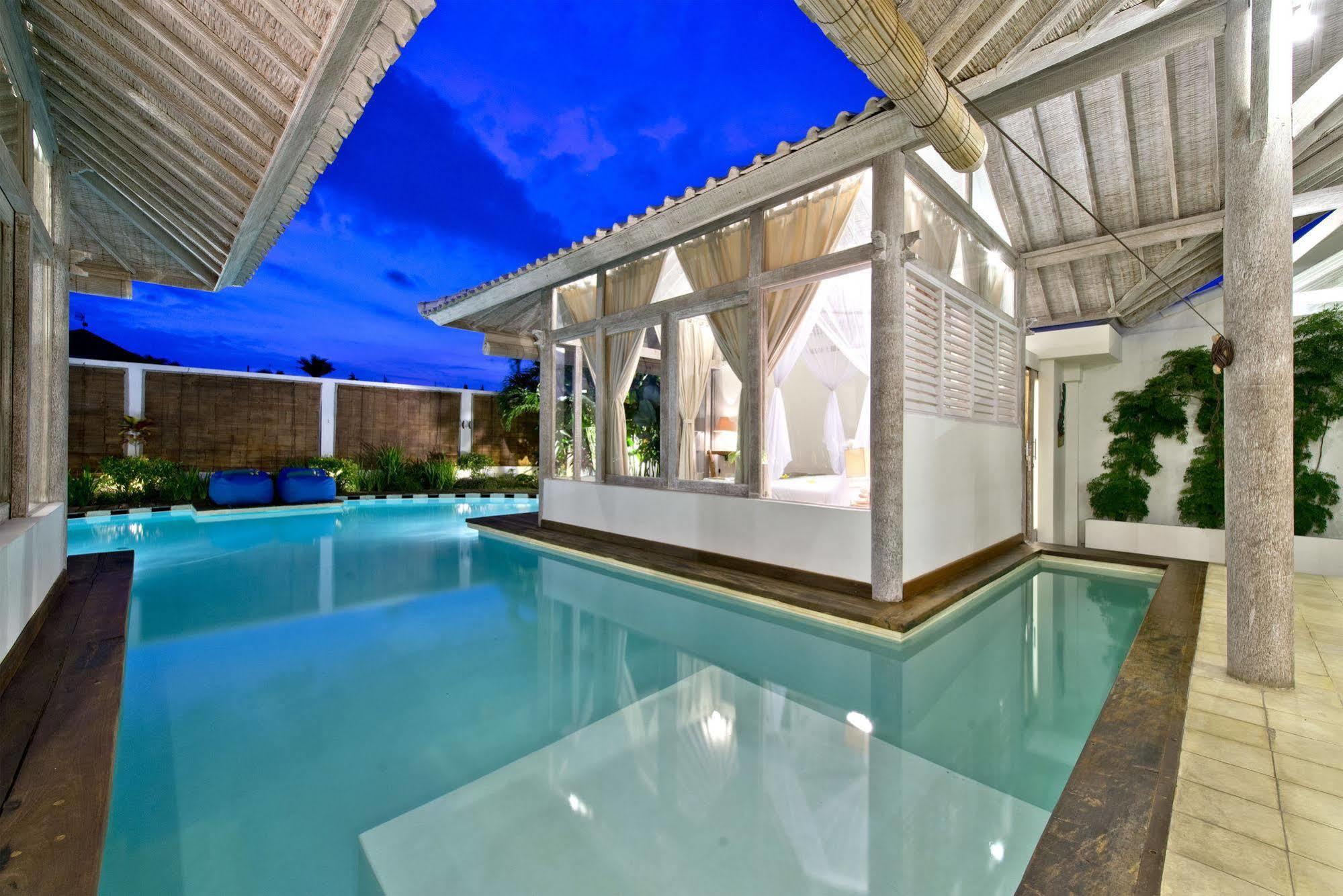 Villa Laksmana Hideaway 2 - Surrounded By Water- 2Bd Villa With Fantastic Pool! Семиньяк Экстерьер фото