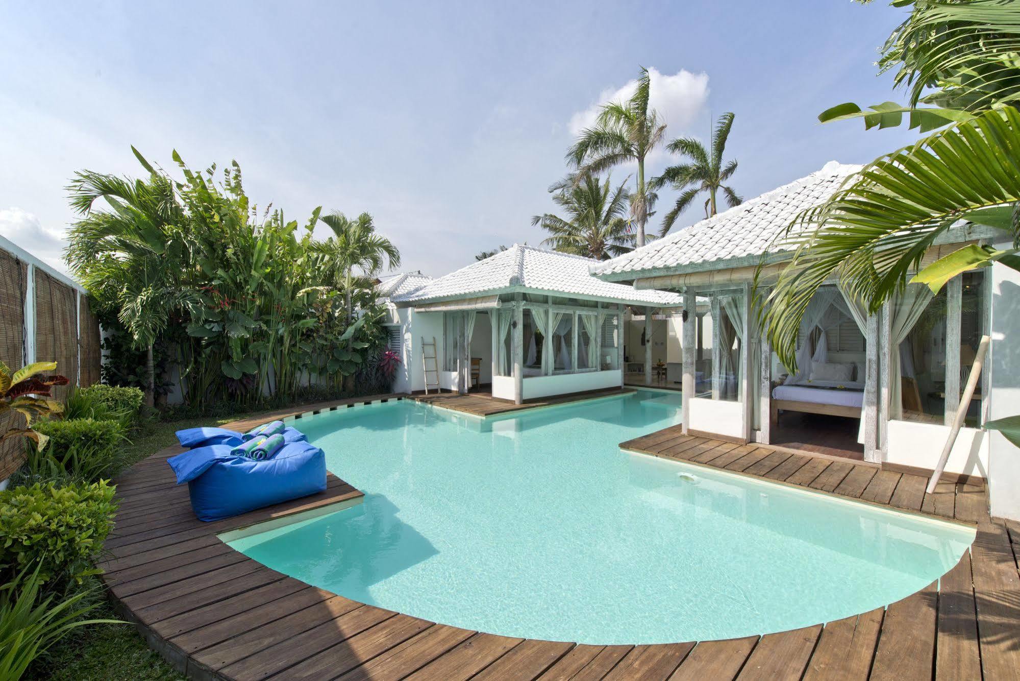 Villa Laksmana Hideaway 2 - Surrounded By Water- 2Bd Villa With Fantastic Pool! Семиньяк Экстерьер фото